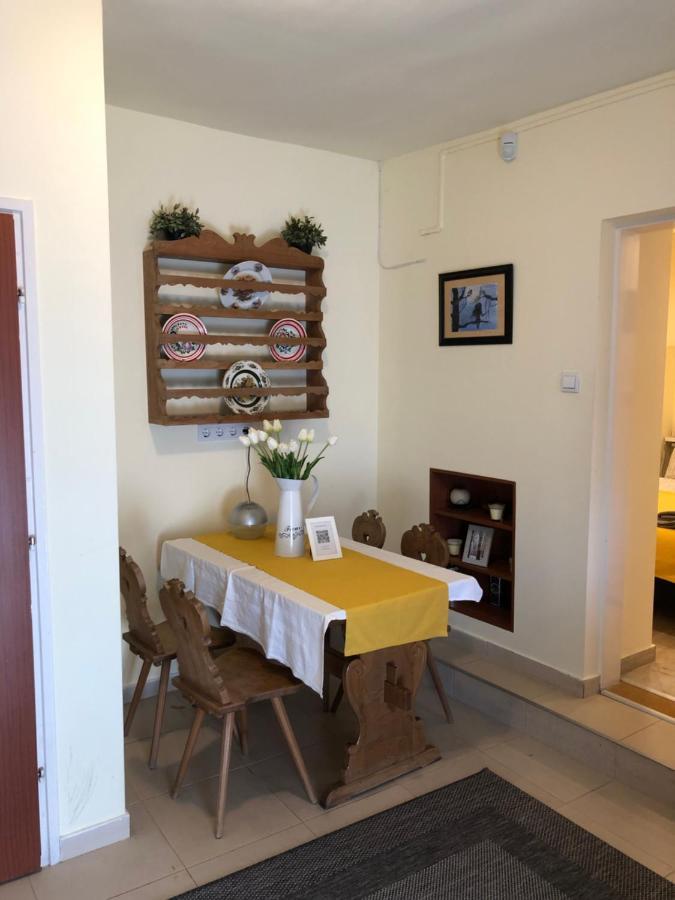 Milla Apartman Szentendre Eksteriør billede