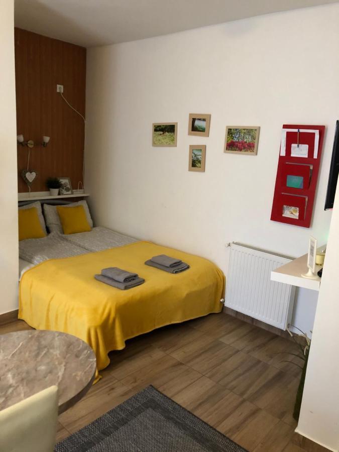 Milla Apartman Szentendre Eksteriør billede